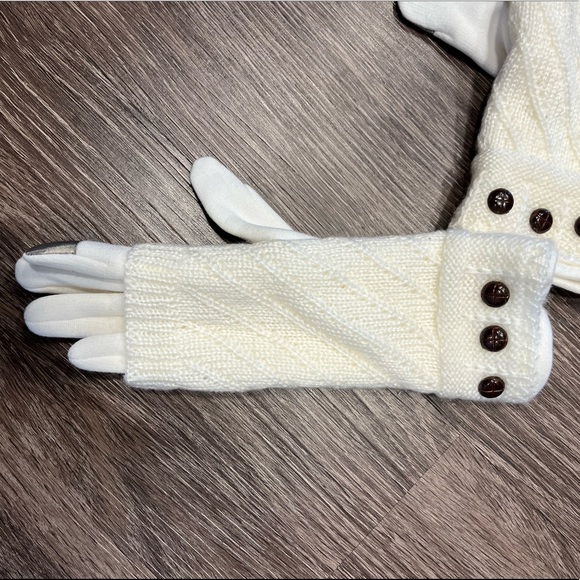 NWOT Off White Tech Friendly Gloves - Picture 3 of 3